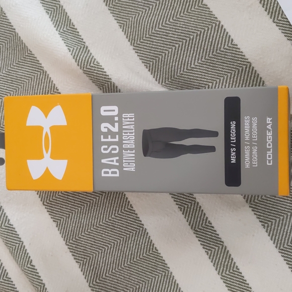 Under Armor men's active baselayer tights/leggings, brand new in box - Picture 2 of 5